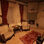 Katapa Stone House 2*