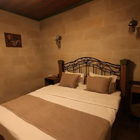فندق Katapa Stone House 2*