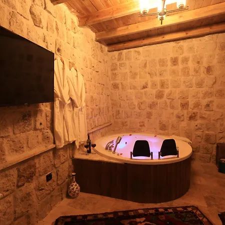 فندق Katapa Stone House 2*