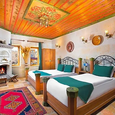 Katapa Stone House Hotel 2*