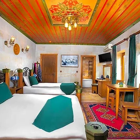 Katapa Stone House 2*