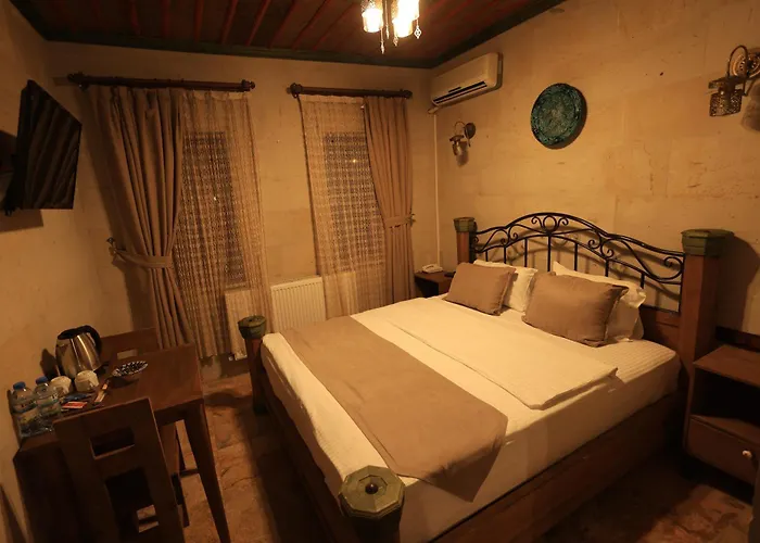 Katapa Stone House 2*