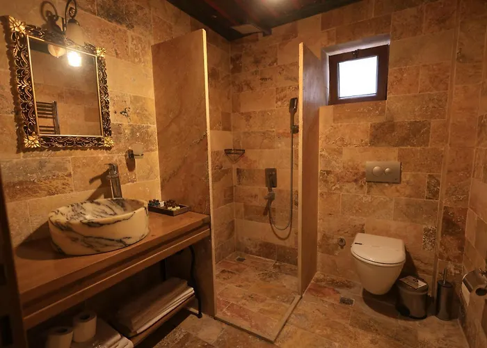 Katapa Stone House 2* 格雷梅