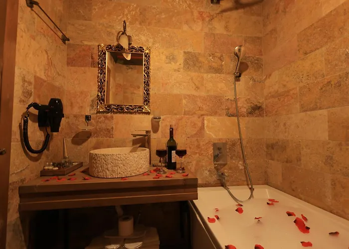 Katapa Stone House 2*