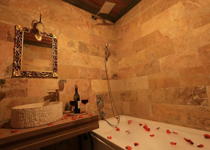 Katapa Stone House 2* 格雷梅